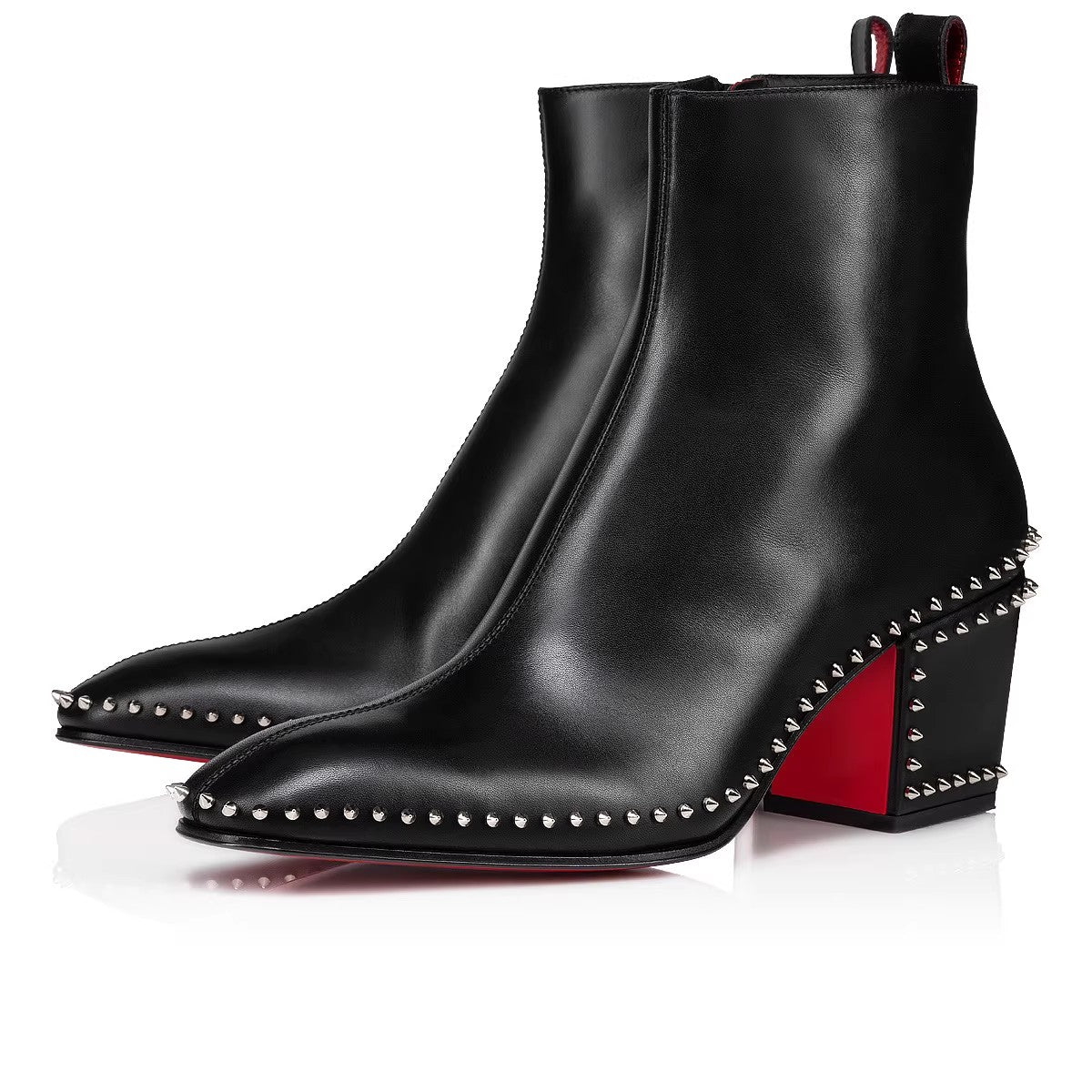 LUX – Stiefeletten in Schwarz mit Nietenbesatz und Absatz